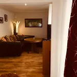 Haus Am Fluss Mit Wunderschoener Dachterrasse Mit Flussblick ,garten Und Grill