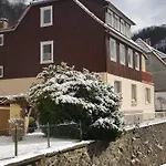 Haus Am Fluss Mit Wunderschoener Dachterrasse Mit Flussblick ,garten Und Grill Feriehus Zorge