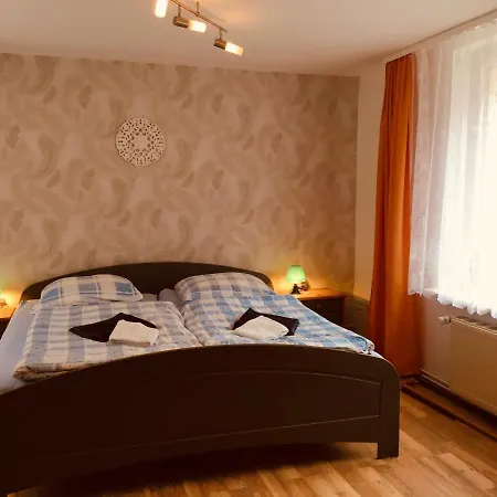 Haus Am Fluss Mit Wunderschoener Dachterrasse Mit Flussblick ,garten Und Grill *