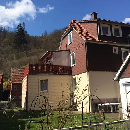 Haus Am Fluss Mit Wunderschoener Dachterrasse Mit Flussblick ,garten Und Grill Holiday home *