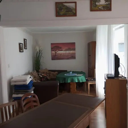 Haus Am Fluss Mit Wunderschoener Dachterrasse Mit Flussblick ,garten Und Grill Nyaraló *