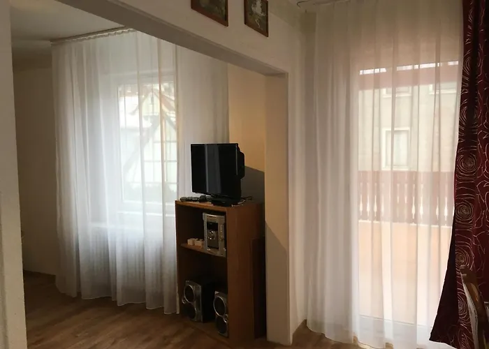 Nyaraló Haus Am Fluss Mit Wunderschoener Dachterrasse Mit Flussblick ,garten Und Grill *