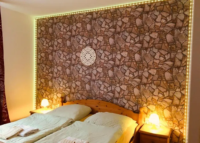 Nyaraló Haus Am Fluss Mit Wunderschoener Dachterrasse Mit Flussblick ,garten Und Grill *