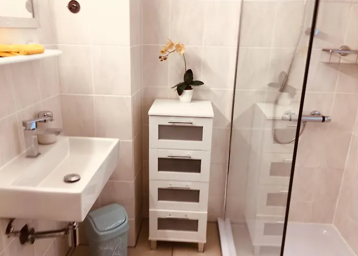 Ferienhaus Haus Am Fluss Mit Wunderschöner Dachterrasse Mit Flussblick ,garten Und Grill Zorge