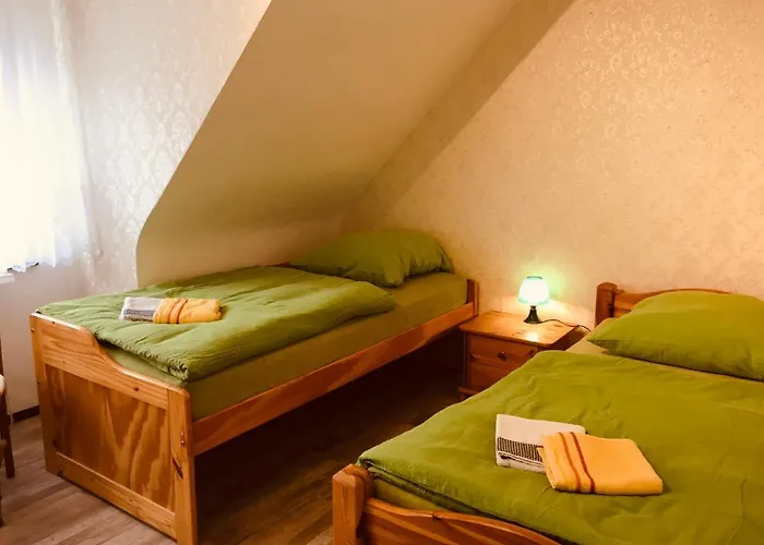 Nyaraló Haus Am Fluss Mit Wunderschoener Dachterrasse Mit Flussblick ,garten Und Grill Zorge