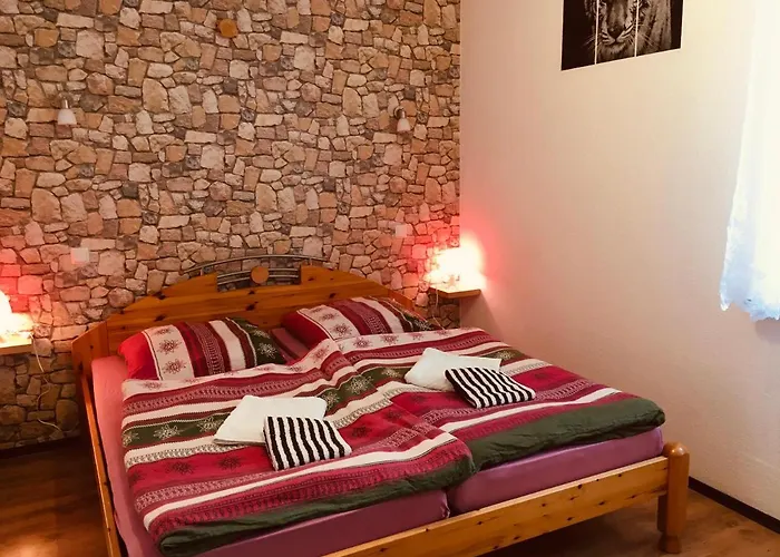 Haus Am Fluss Mit Wunderschoener Dachterrasse Mit Flussblick ,garten Und Grill Nyaraló