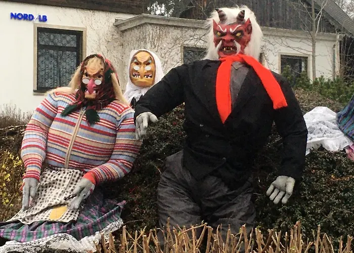 Haus Am Fluss Mit Wunderschöner Dachterrasse Mit Flussblick ,garten Und Grill *